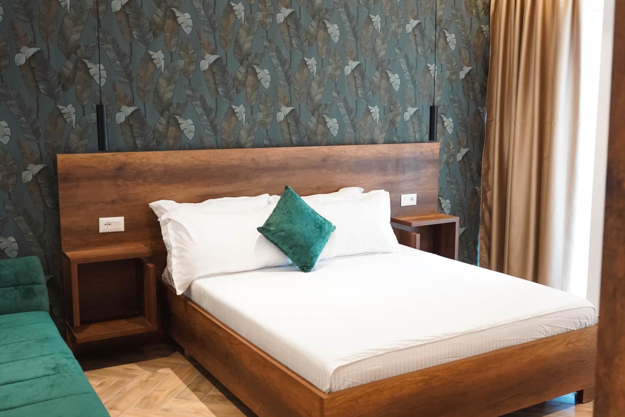Marina Rooms Дуррес Экстерьер фото