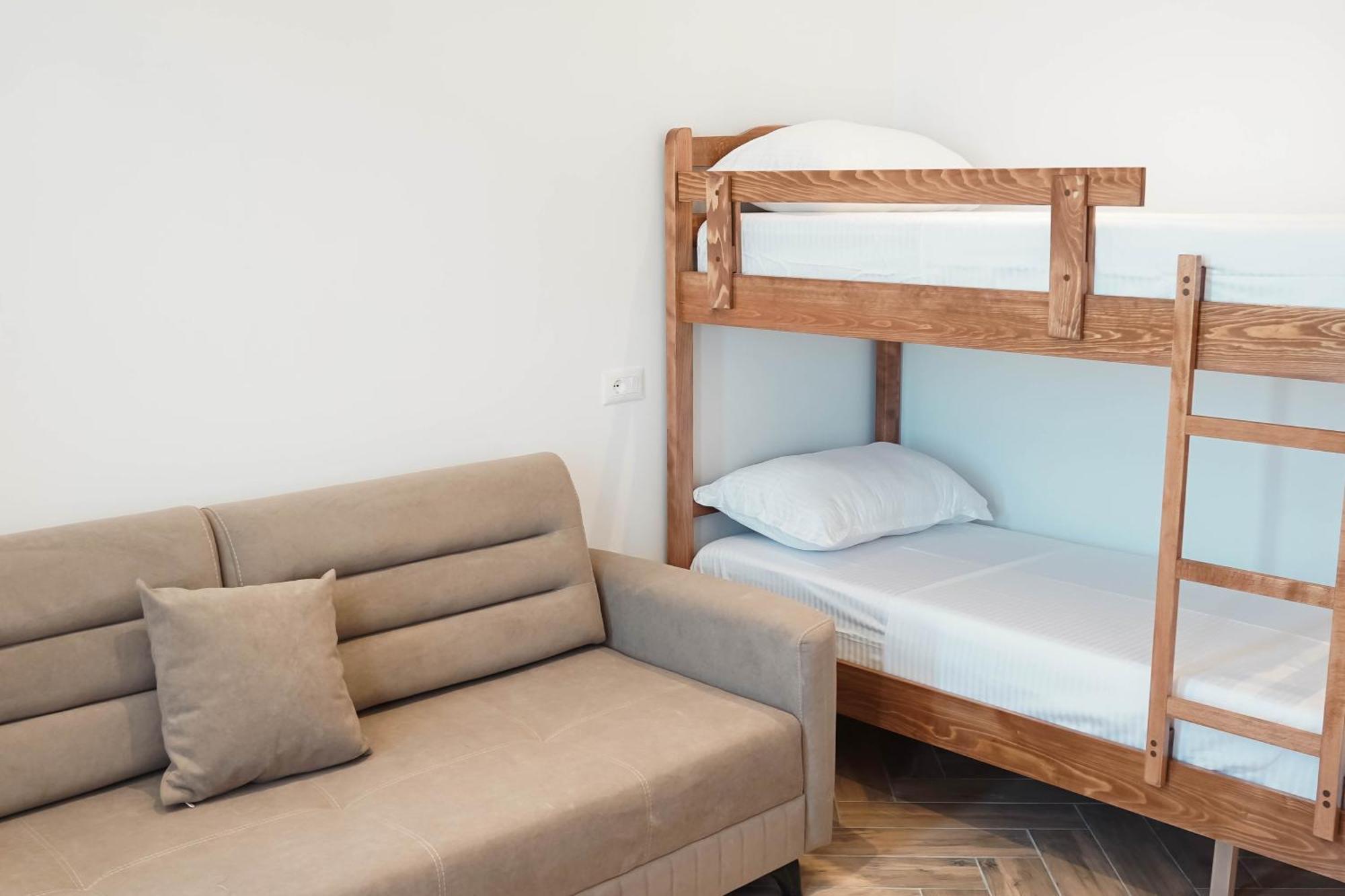 Marina Rooms Дуррес Экстерьер фото