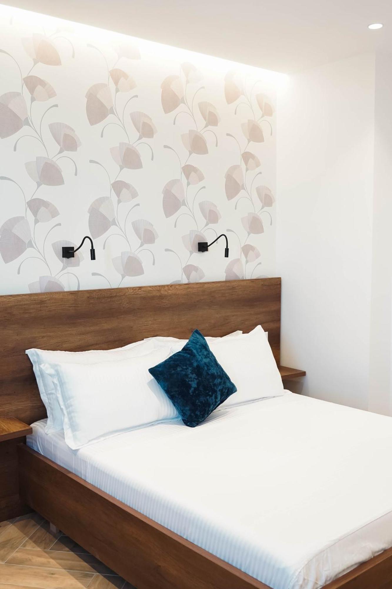 Marina Rooms Дуррес Экстерьер фото